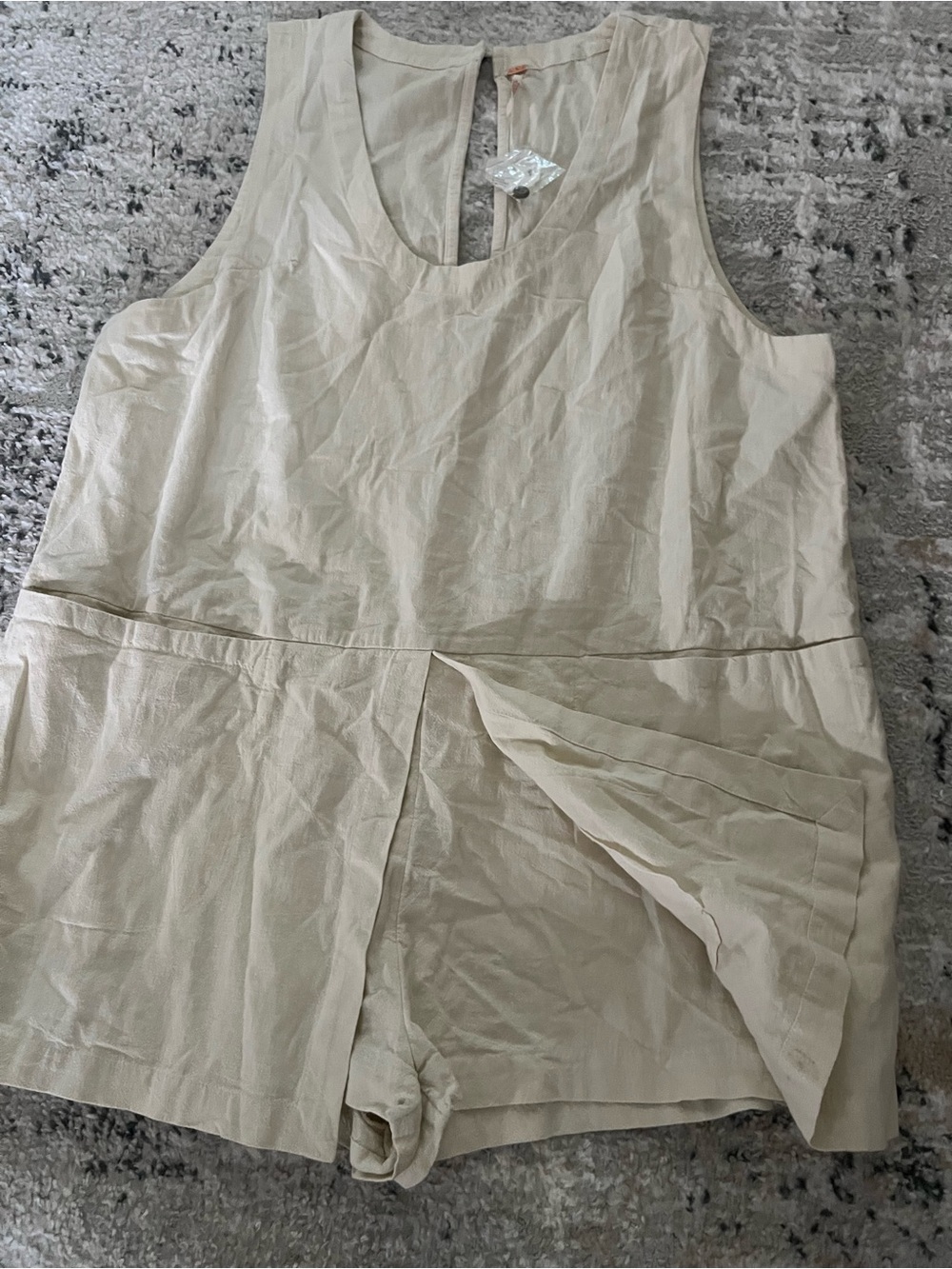 NWT Free people Cream linen Sleeveless Romper - Picture 4 of 8